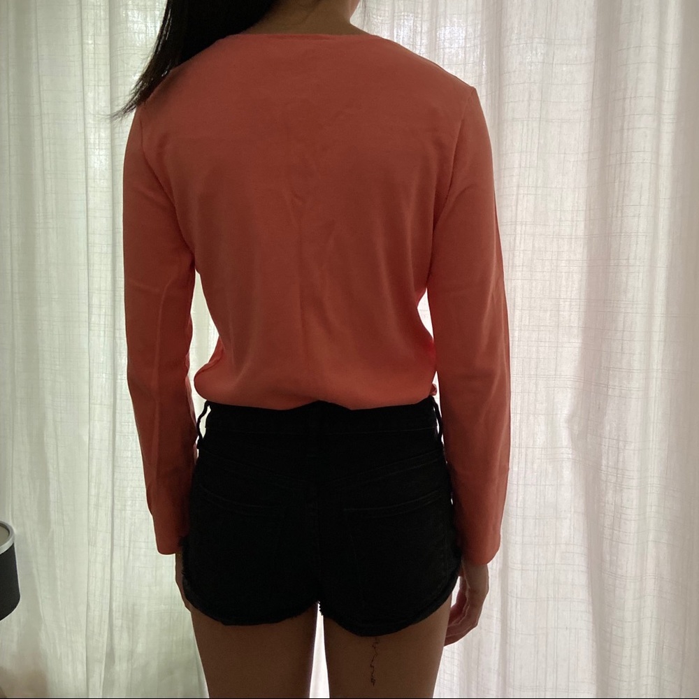 ann taylor peach v neck long sleeve shirt - Picture 3 of 4